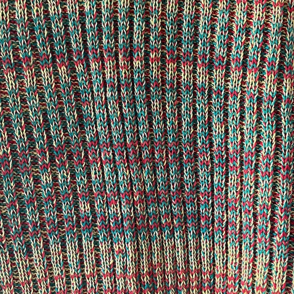 Pretty Little Thing Knitted Racer Tank. - Picture 4 of 6